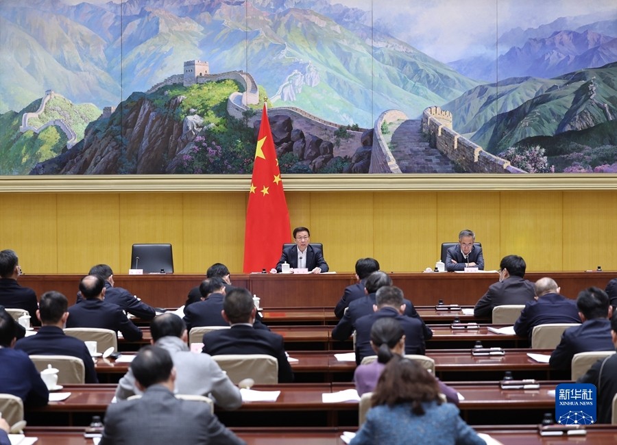 1640048176377066097.jpg 1128171000_16396609441781n.jpg